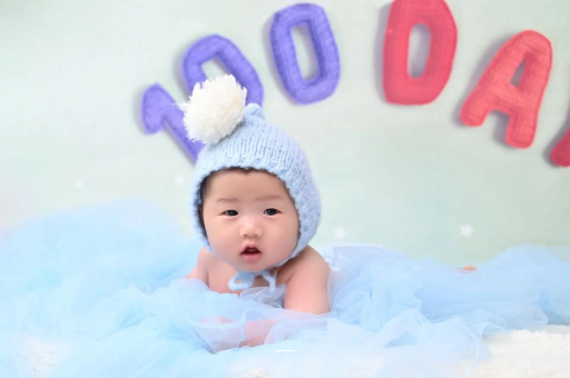 通辽四个月宝宝会翻身 通辽四个月宝宝会翻身